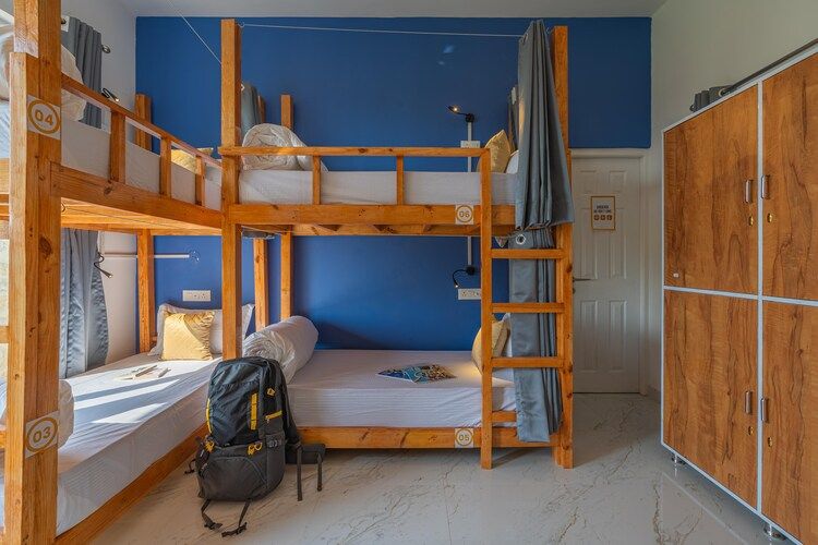 Bed In 6 Bed Mixed Dormitory