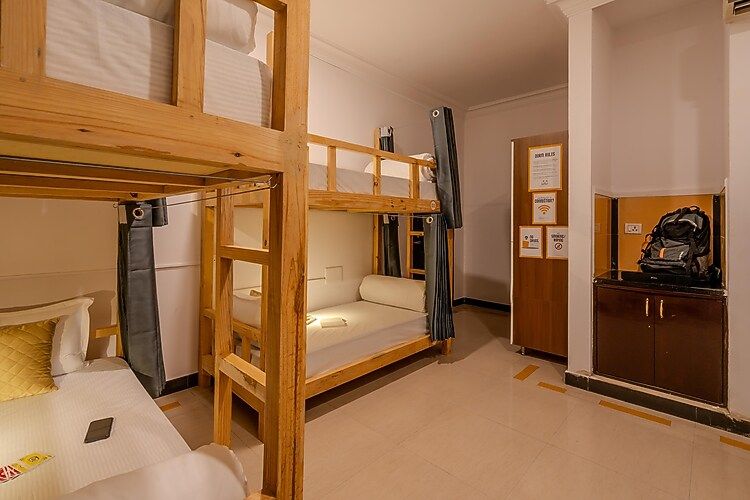 Bed in 6 Bed Mixed Dormitory