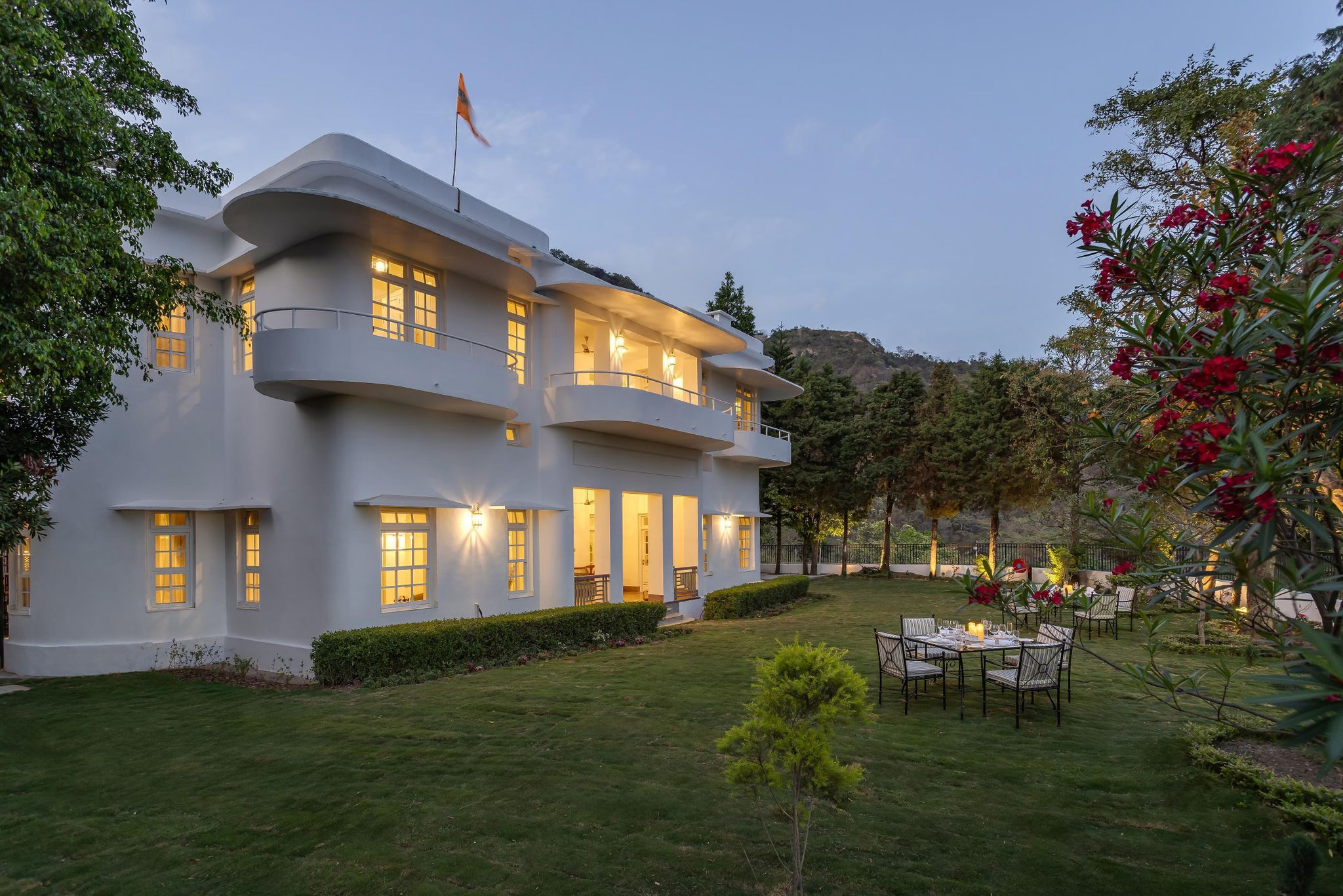 Kinwani House Araiya Anthology