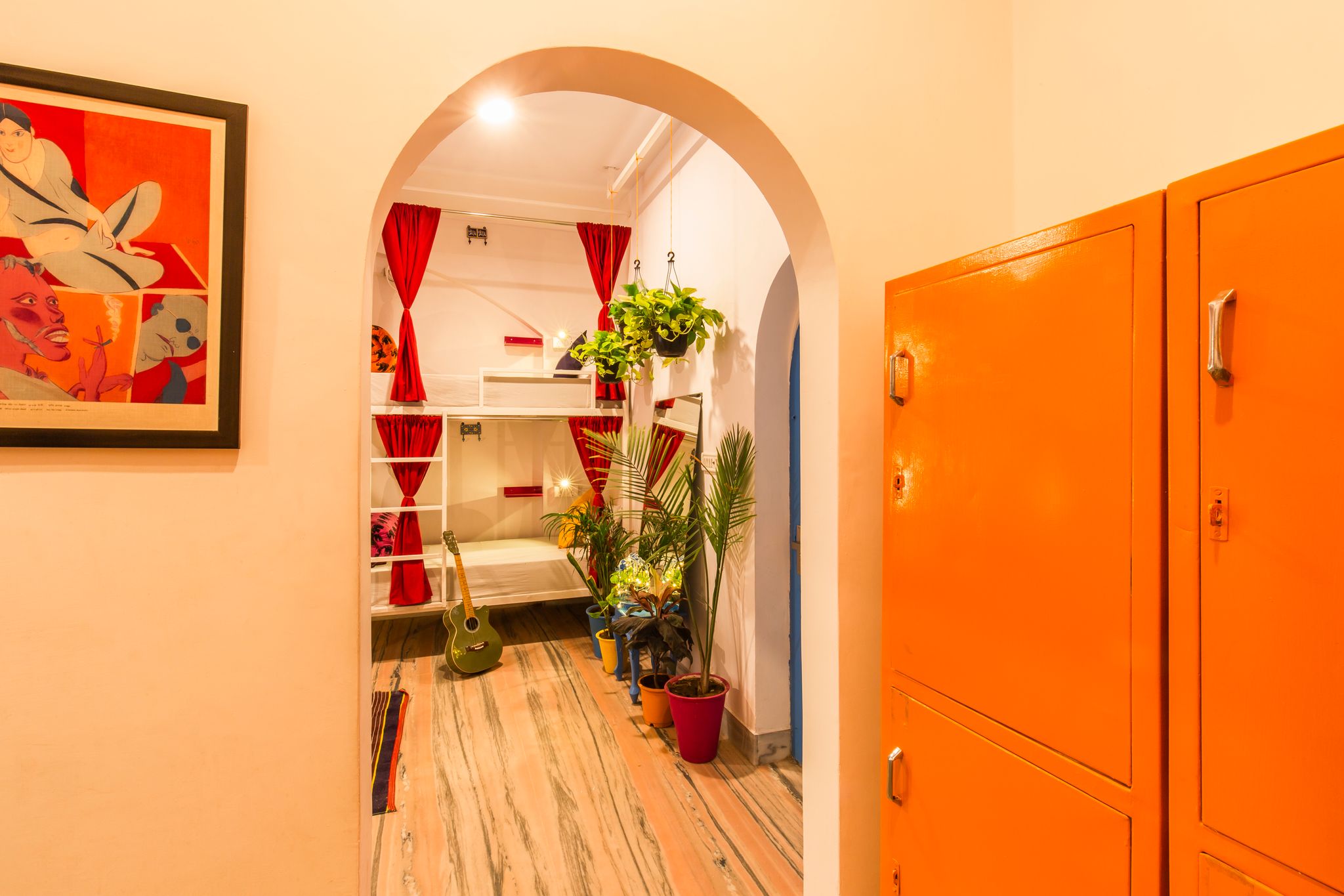 Bed in 6 Bed Mixed AC Dormitory Room with Ensuite Bathroom 