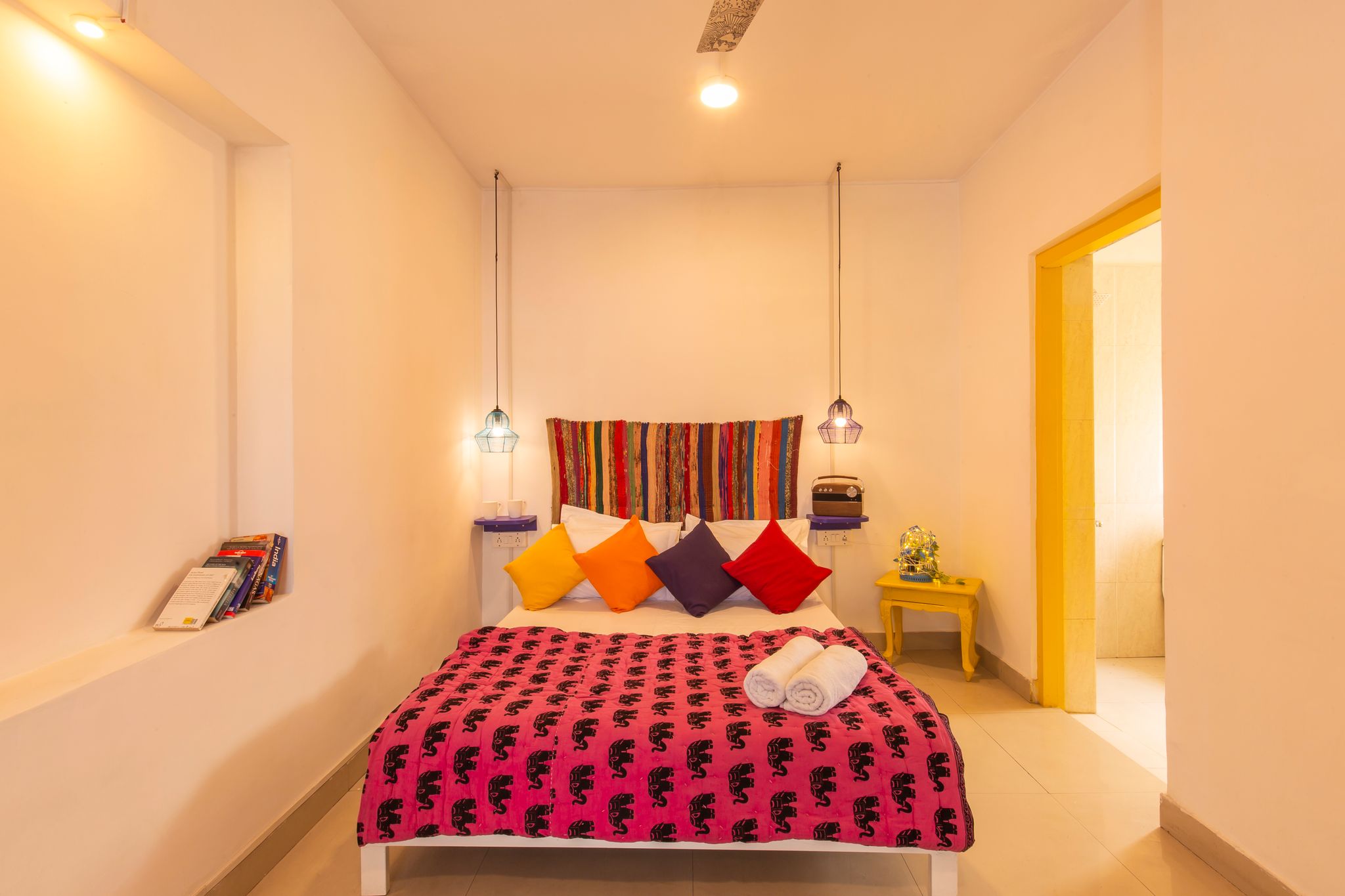 goSTOPS Lite Jaipur Standard Private AC Room with Ensuite Bathroom  3