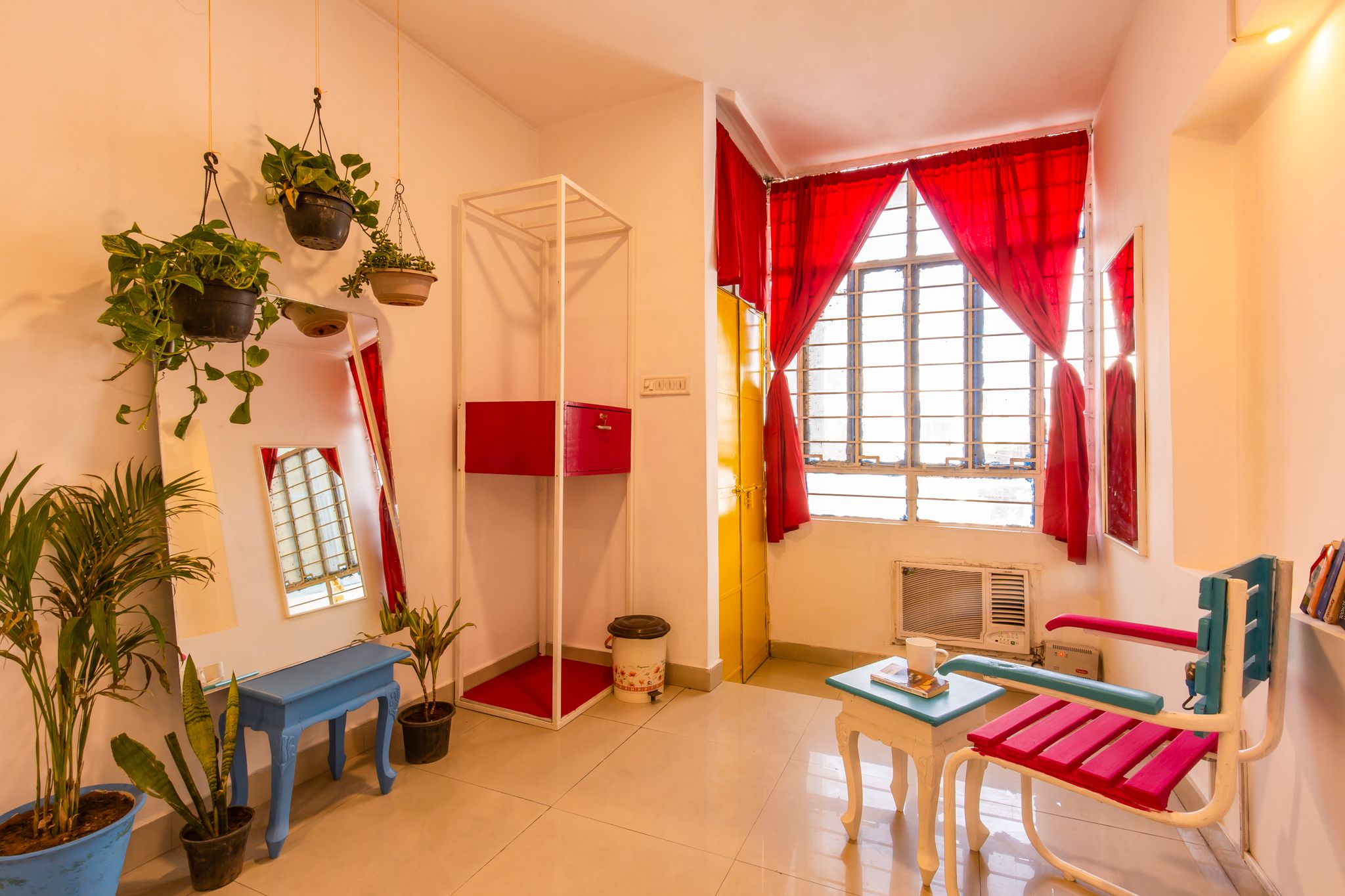 goSTOPS Lite Jaipur Standard Private AC Room with Ensuite Bathroom  9