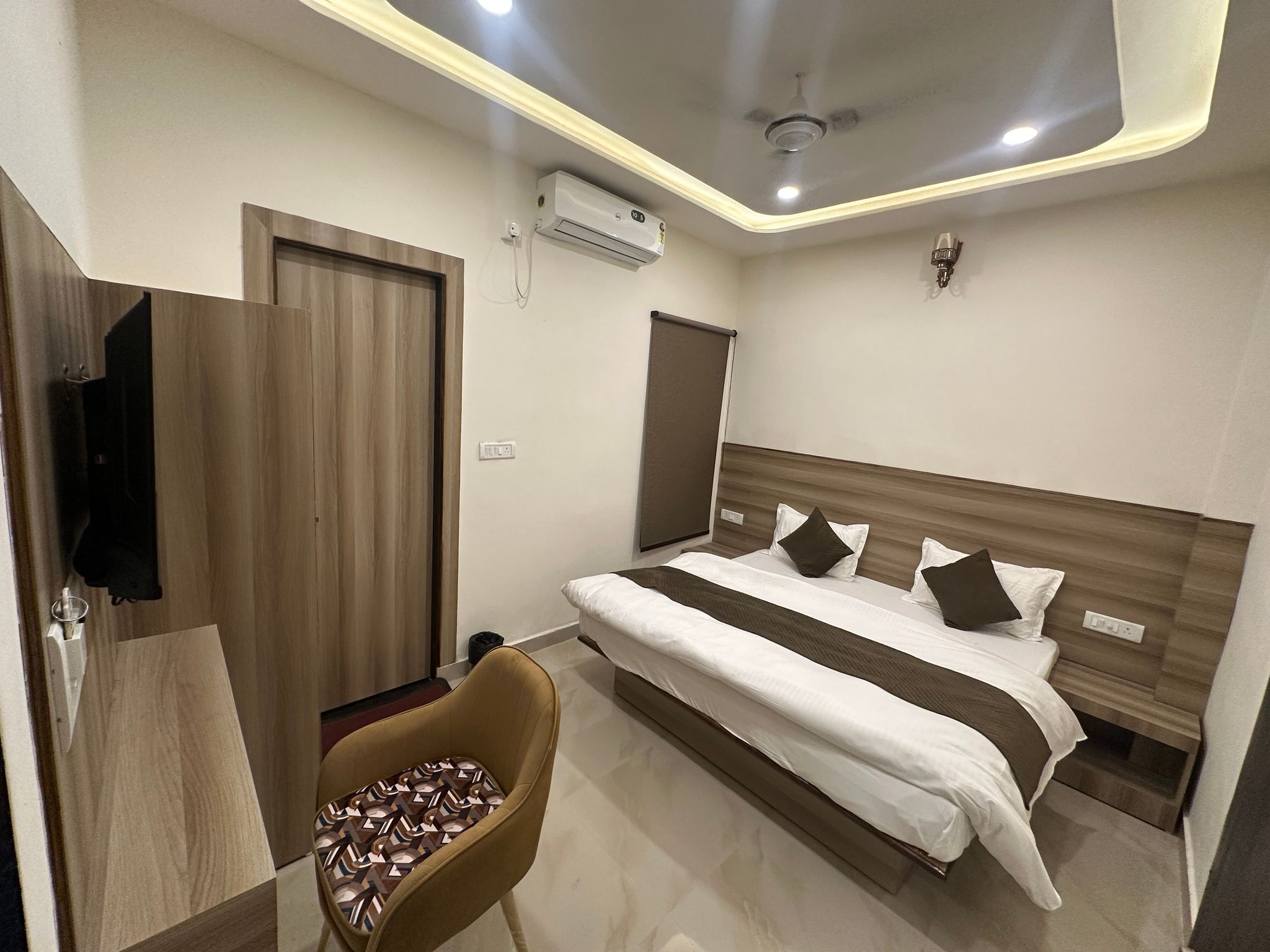 Hotel Vrinda Shridhar Executive Room 2