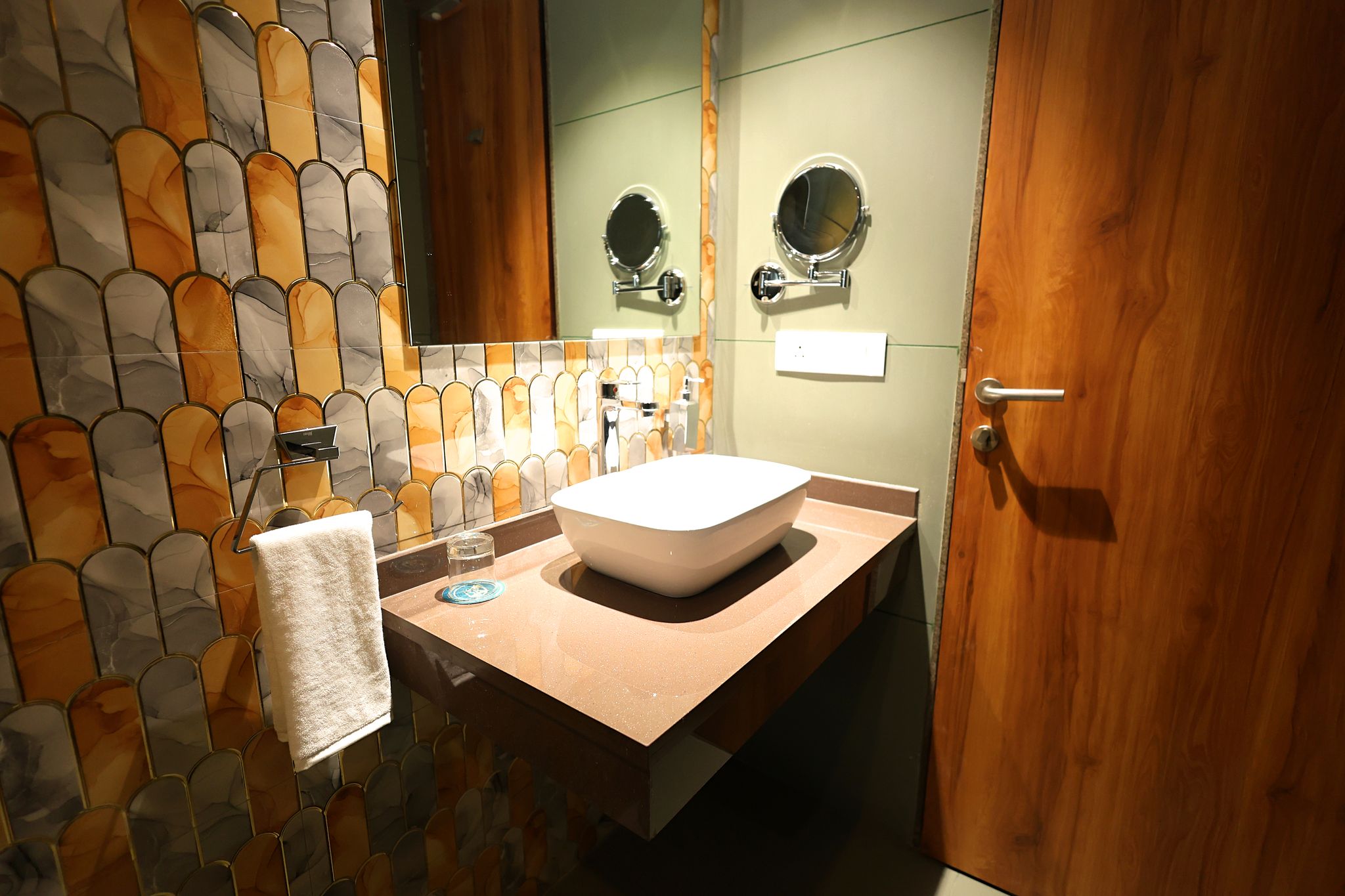 Deluxe Room with Twin Bed