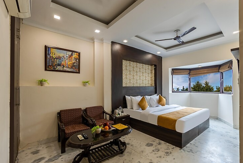 Hotel Dharam villa Deluxe Room With Wifi