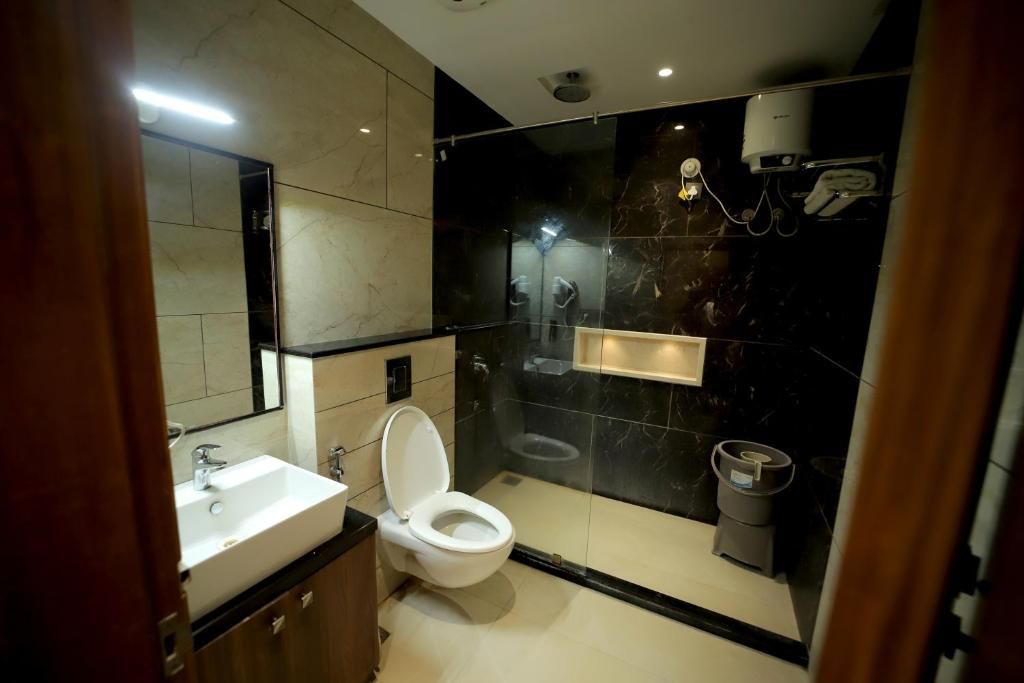 Staykart Z King Room 5