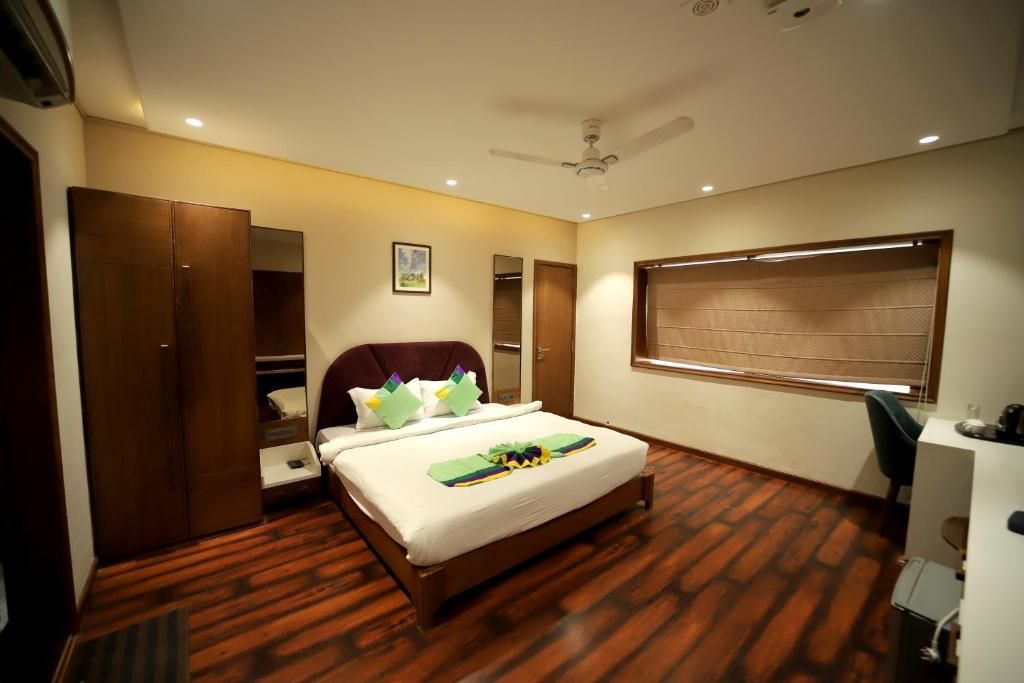 Staykart Z King Room 3