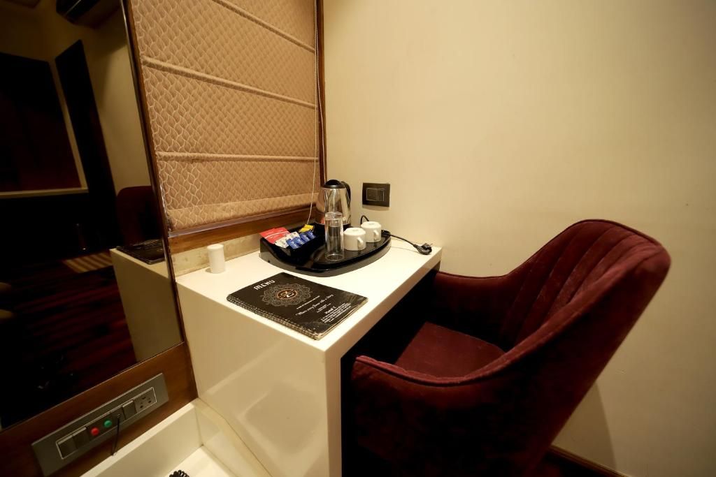 Staykart Z King Room 7