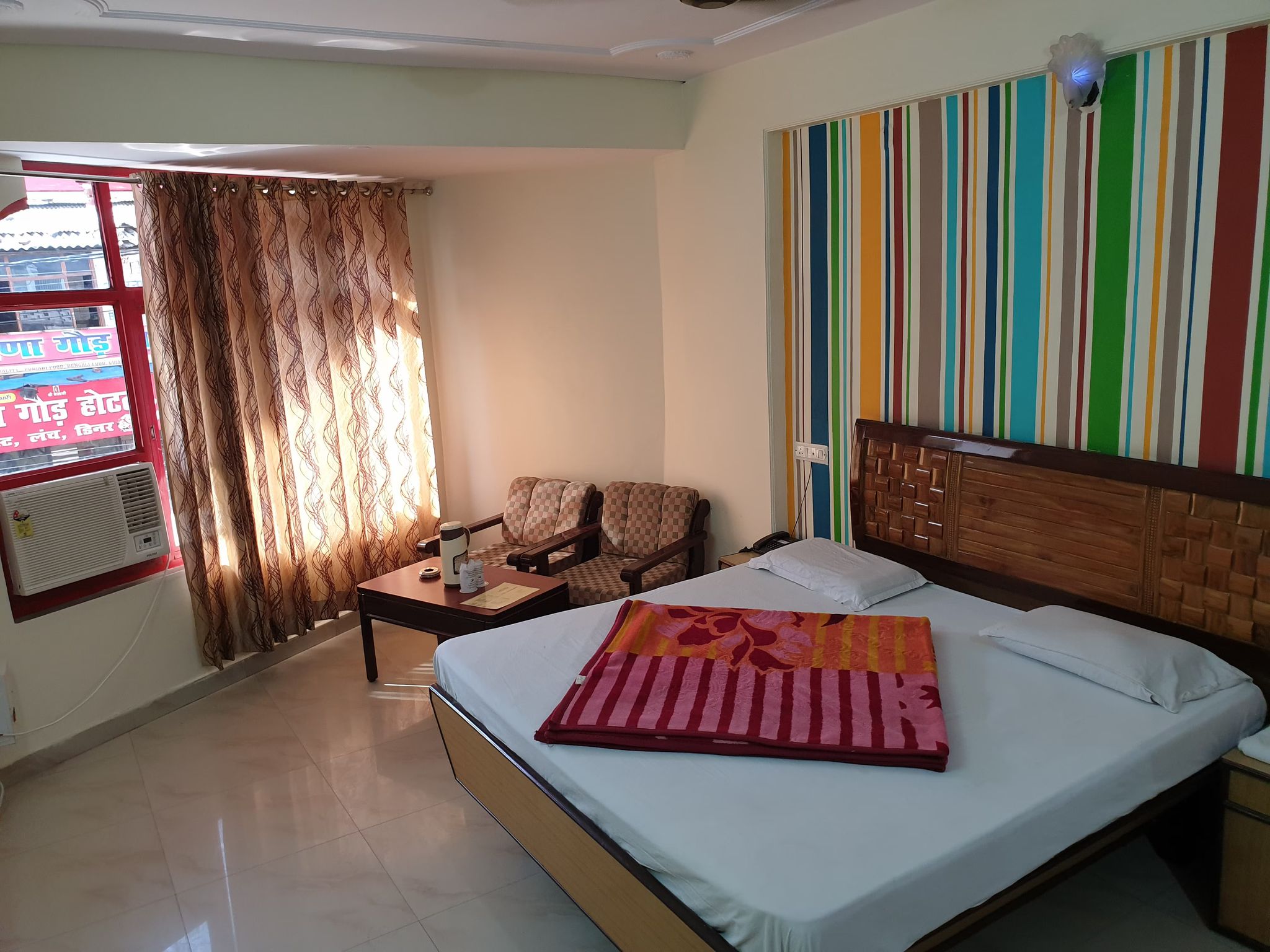 Hotel Vasundhara
