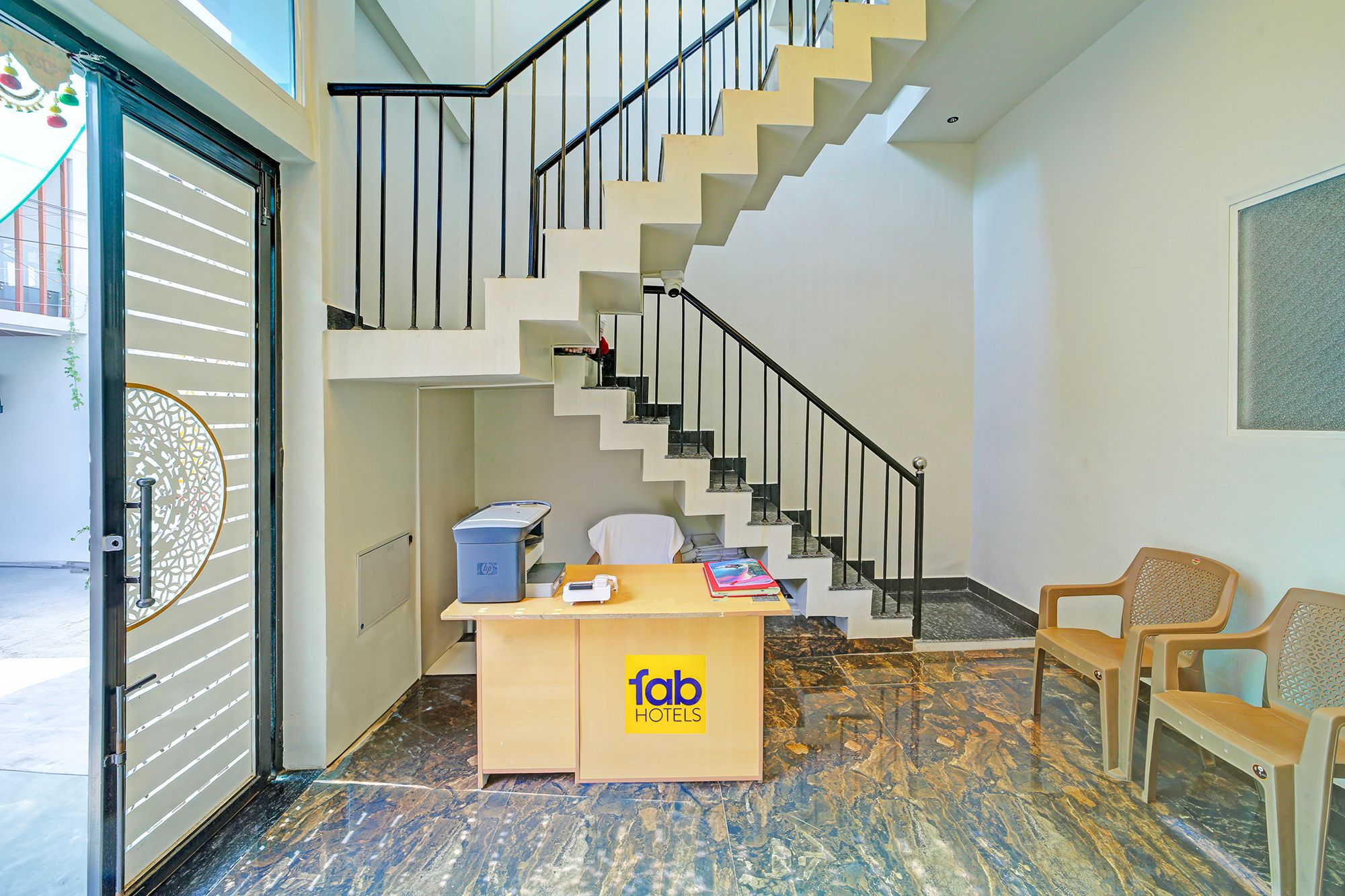 FabHotel Bharti Palace