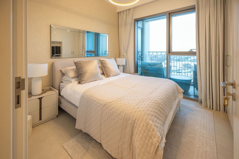 Deluxe Apartment, City View