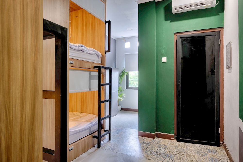 Basic Shared Dormitory, Mixed Dorm