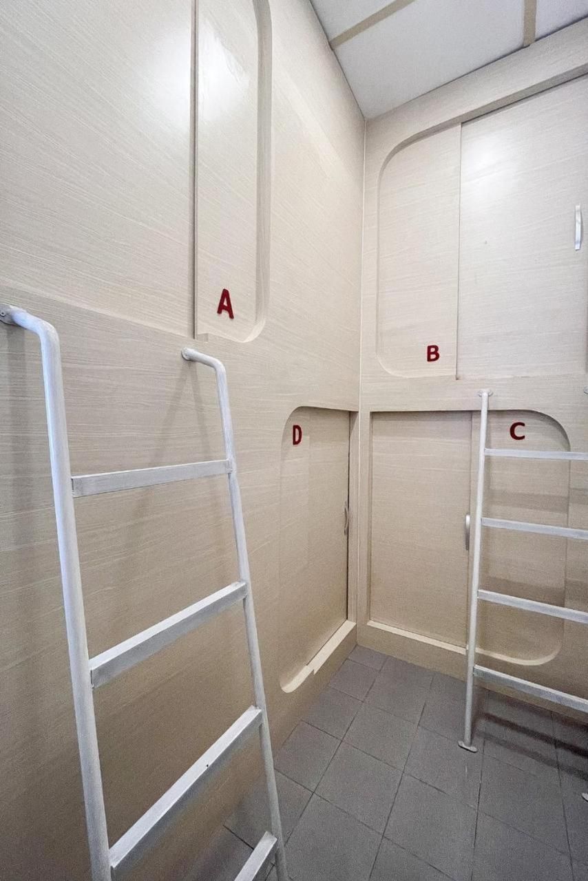 Dormitory Room 1 - Mixed