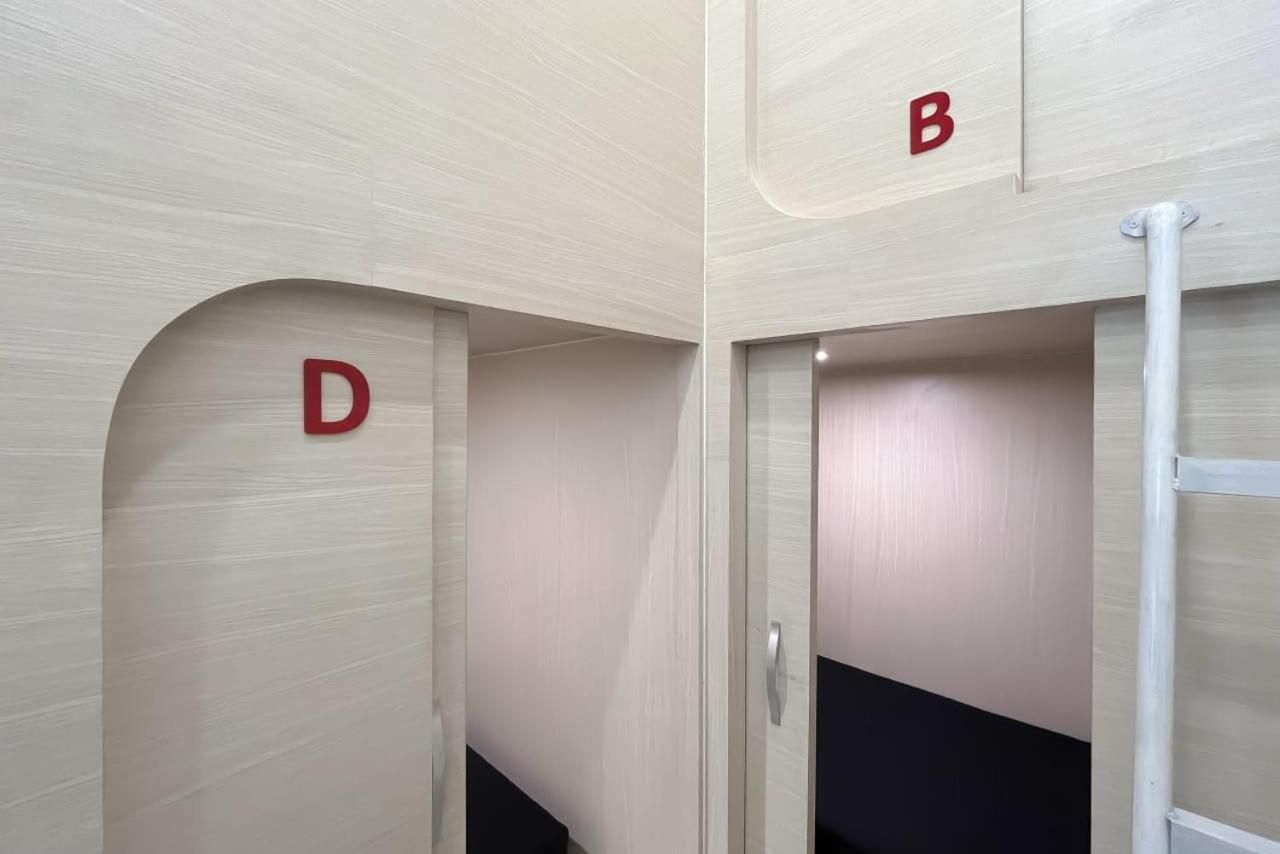 Dormitory Room 1 - Mixed