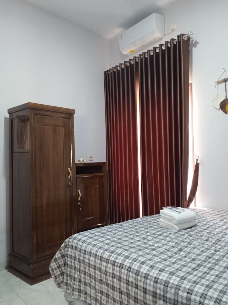 LieFly Prambanan Villa Comfort House 14