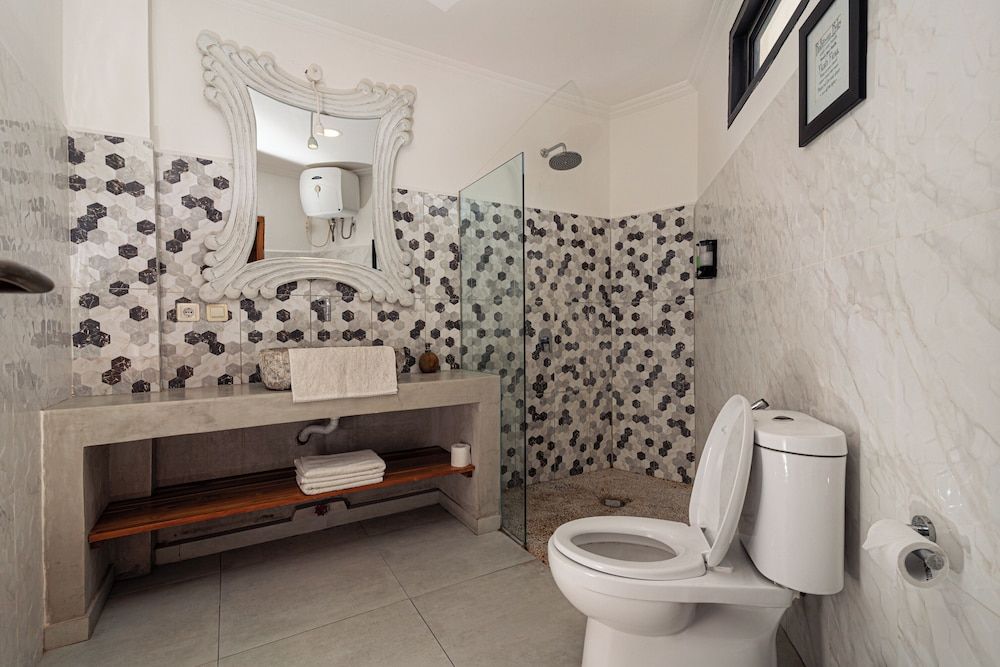 Komodo Suites Downtown Deluxe Double Room, City View 12