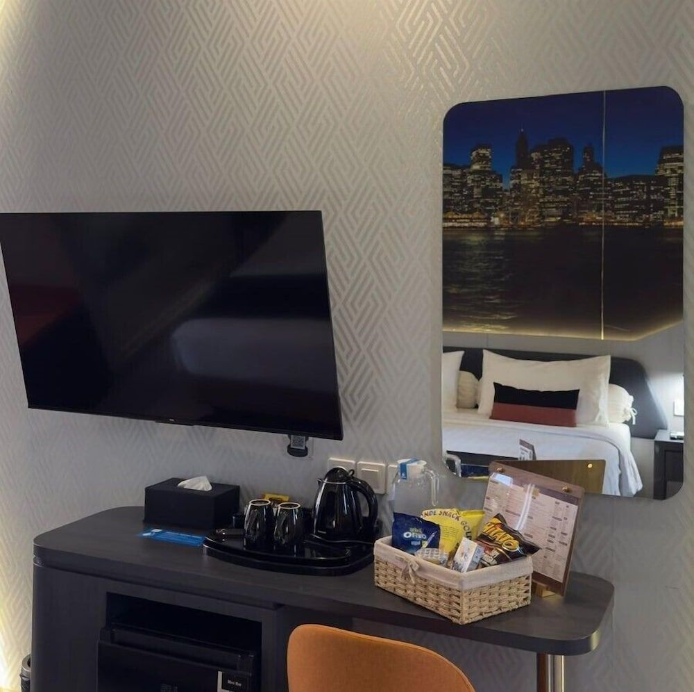 Azana Style Hotel Tulungagung Junior Twin Room 7