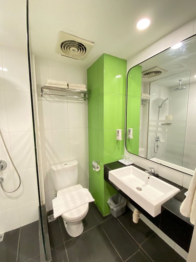 MaxOne Dumai Standard Room 4