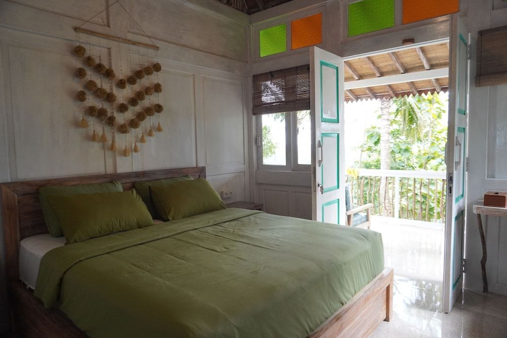 Double Room, Hill View