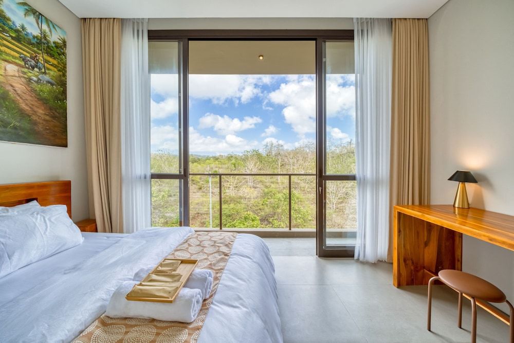 Family Villa, Balcony