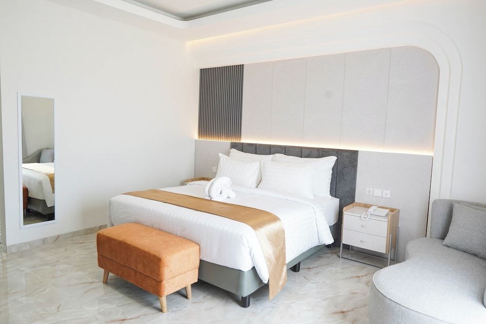 Junior Room