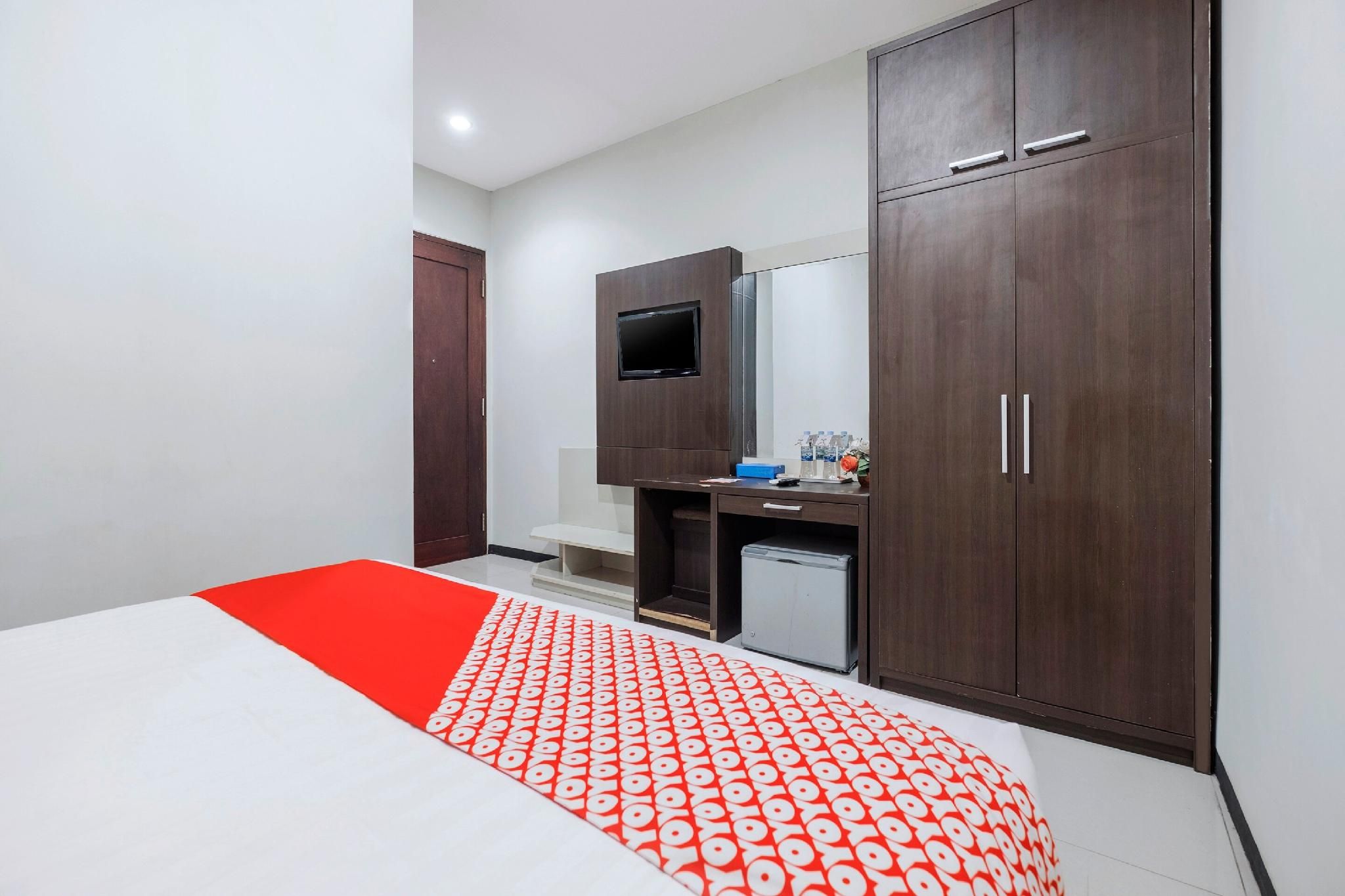 Hotel O Marina Andalas Standard Double 2