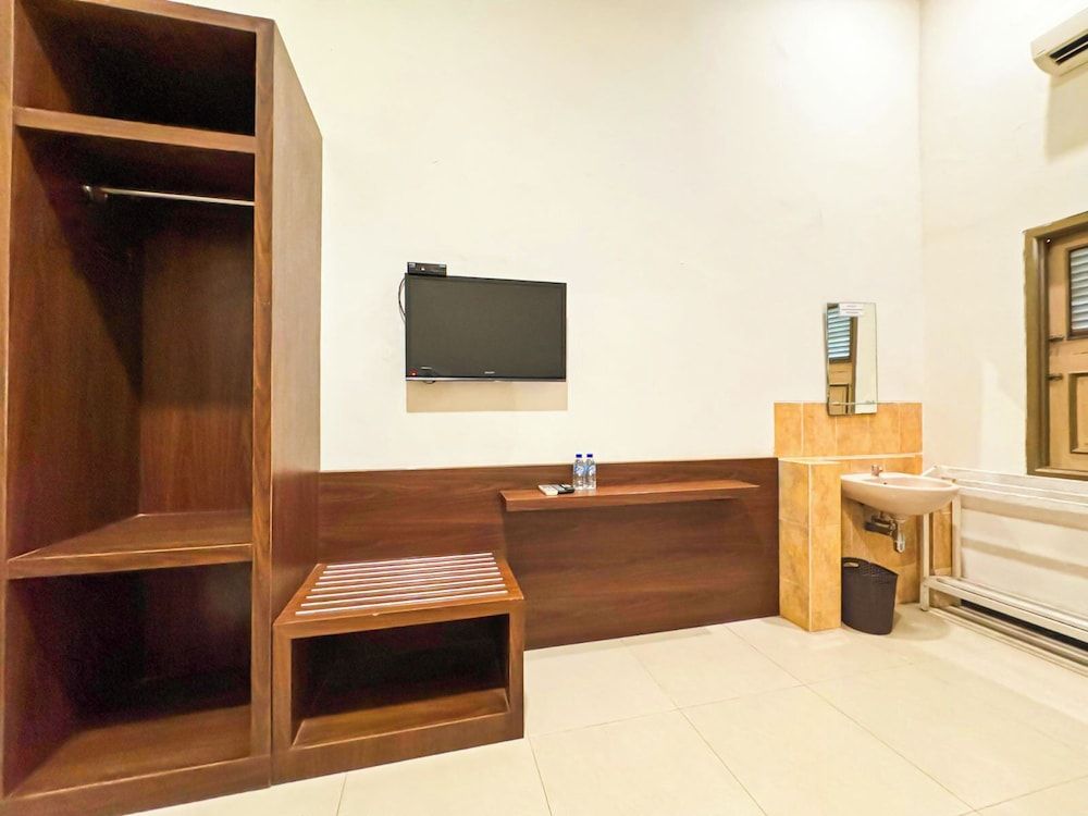 El Rio Alun-Alun Tegal by Sajiwa