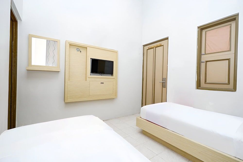 El Rio Alun-Alun Tegal by Sajiwa Standard Twin Room