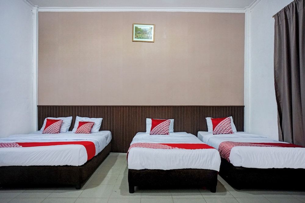 Hotel O Kuta Alam Near Masjid Oman Al-Makmur Formerly Daka Hotel Family Suite 3