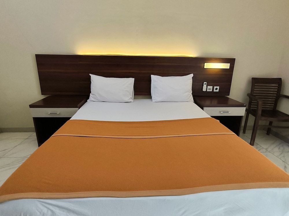 Bandengan Beach Hotel Jepara 2 Superior Double Room 4