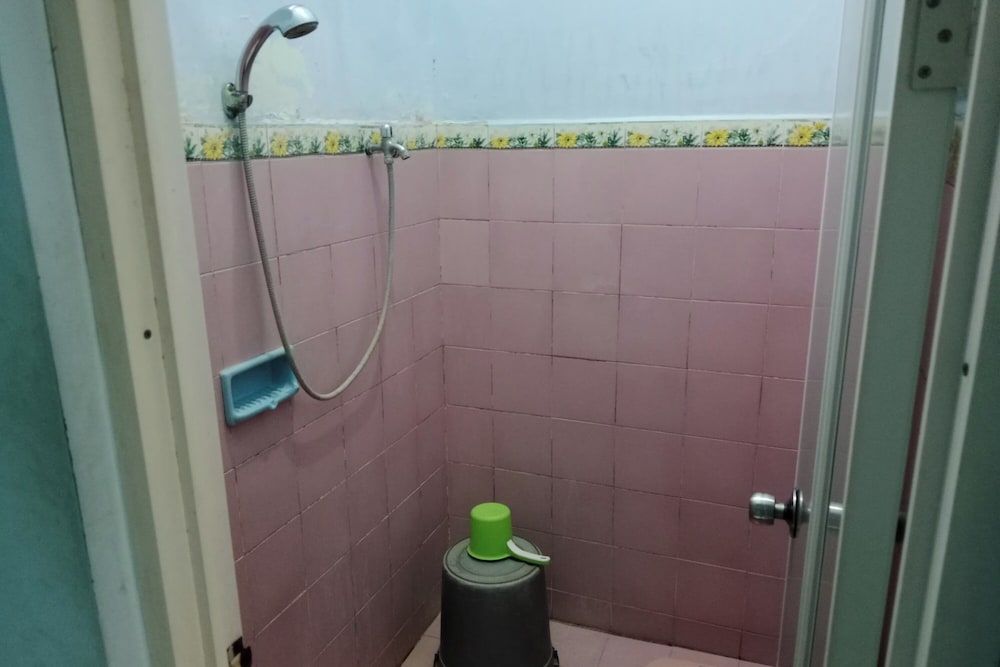 Hotel Malinda Pangandaran Single Room, Air conditioning 3