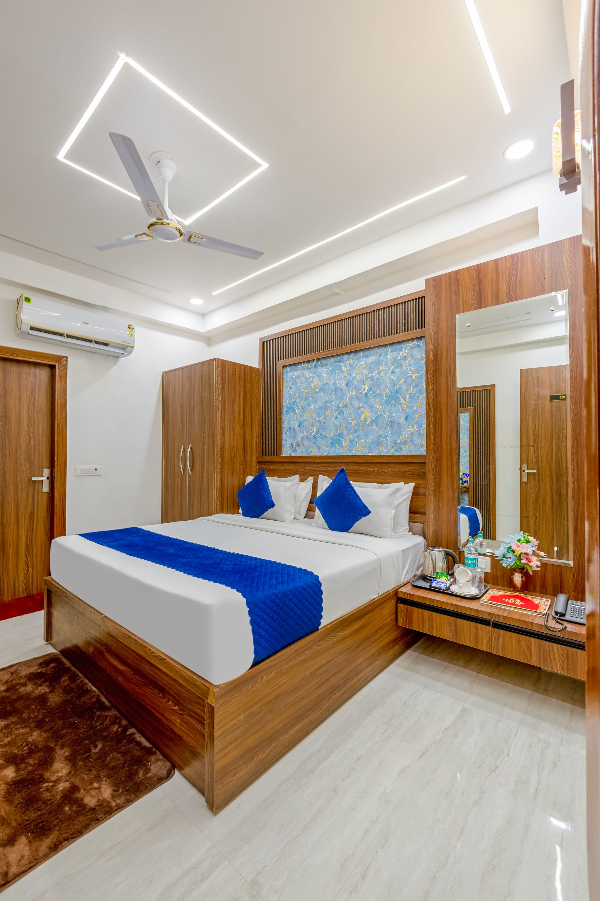 Honeyveils Palace Executive Room