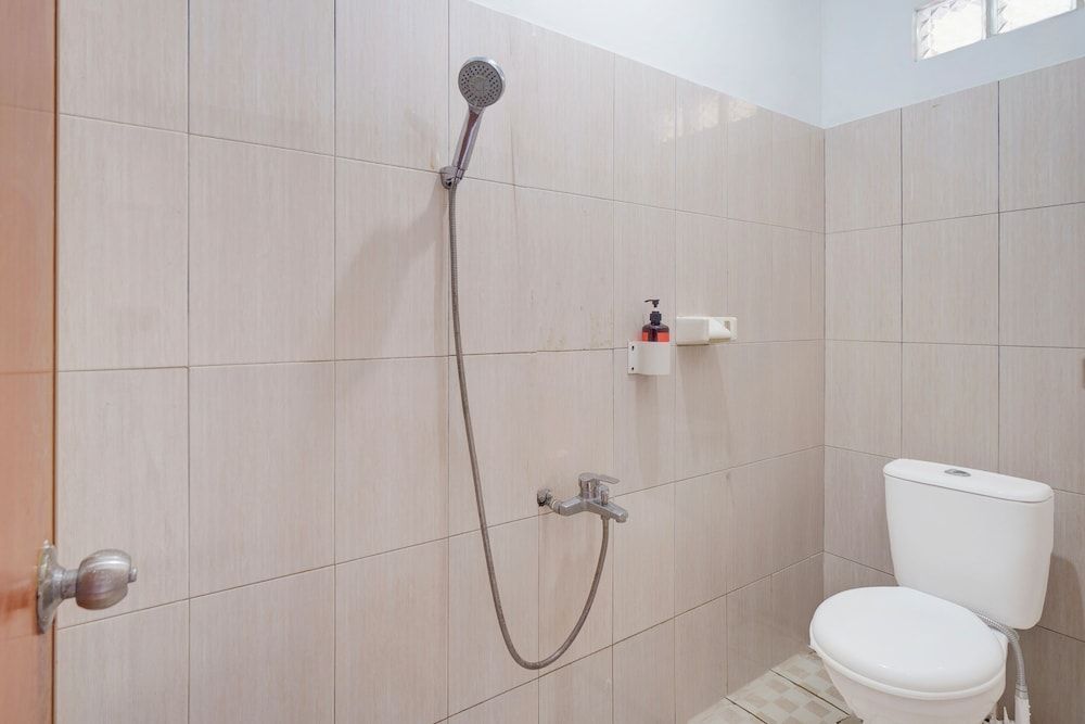 Hotel O Puncak Bogor Near Taman Safari Formerly Hotel Satya Luhur Deluxe Double Room 7