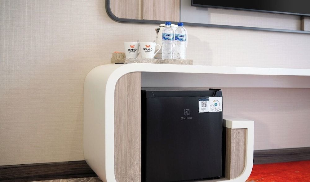 Wahid Prime Hotel Salatiga Deluxe Double Room 3