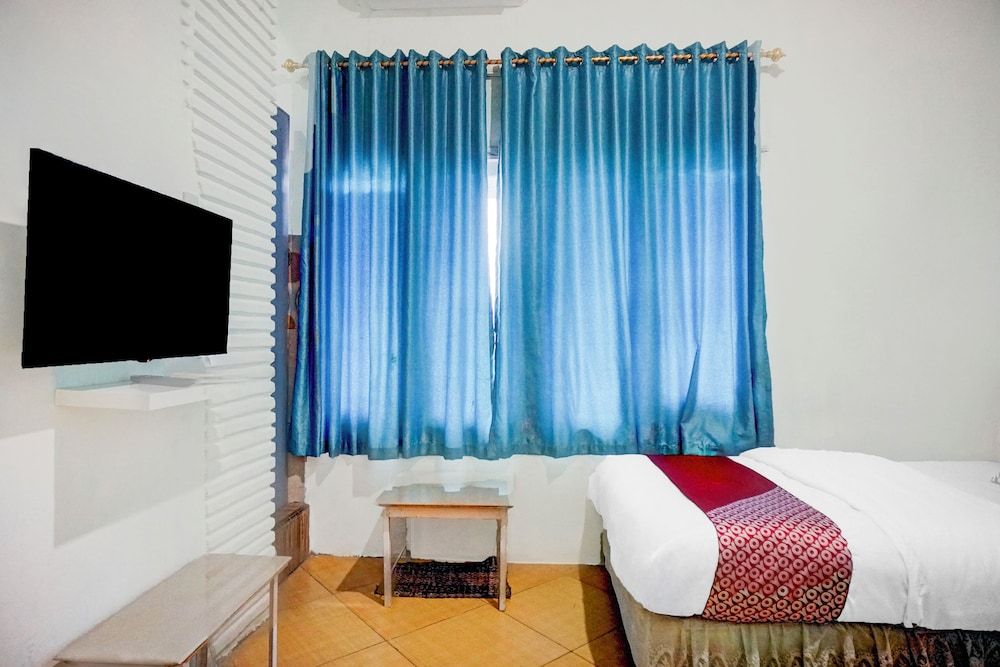 Hotel O Banda Aceh near Masjid Raya Baiturrahman formerly Wisma Tsacita Deluxe Twin Room 5