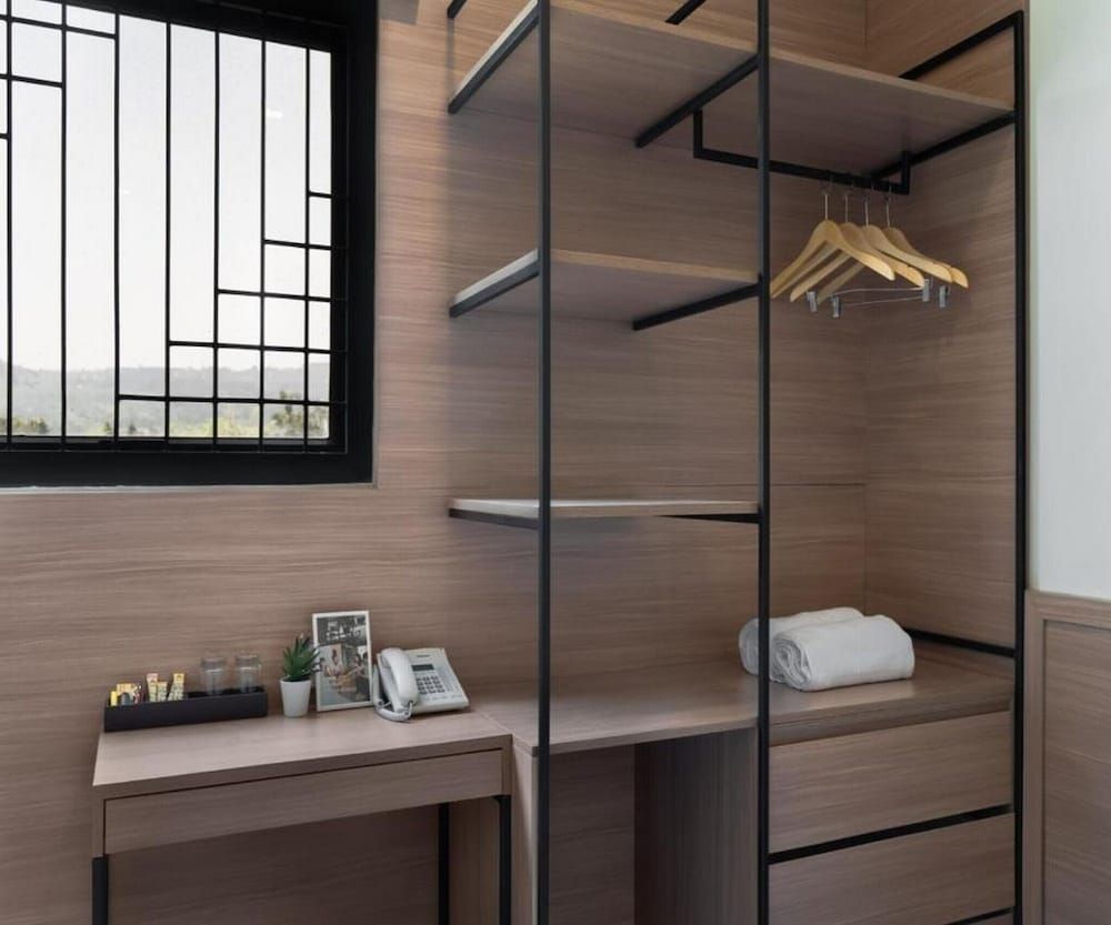 Saptama Residences Deluxe Twin Room 7