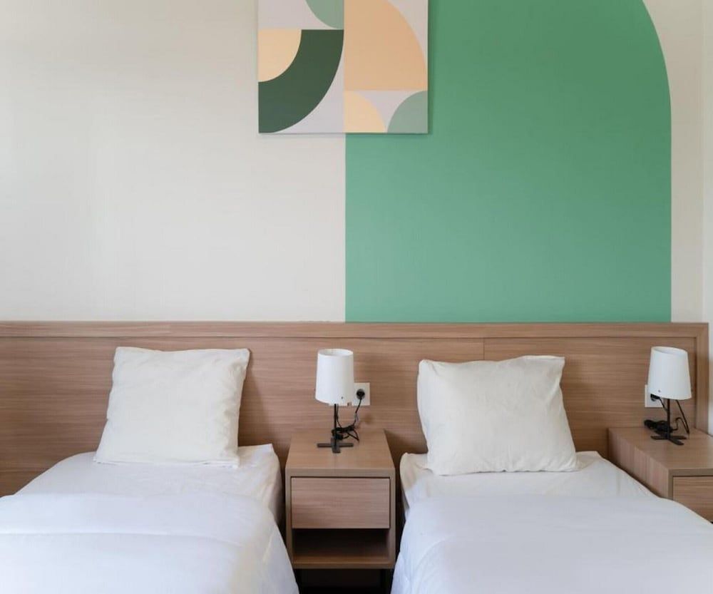 Saptama Residences Superior Twin Room 2