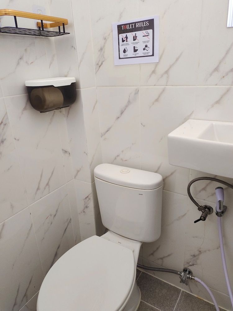 Omber Inn Standard Double or Twin Room, City View 4