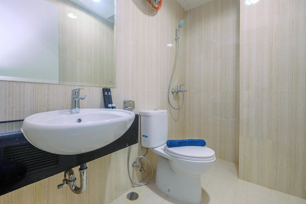 Cozy Living 2BR Sentul Tower Apartment Standard Apartment, 2 Bedrooms (Apartment) 11