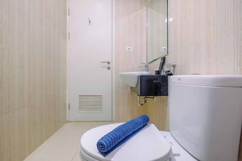 Cozy Living 2BR Sentul Tower Apartment Standard Apartment, 2 Bedrooms (Apartment) 10