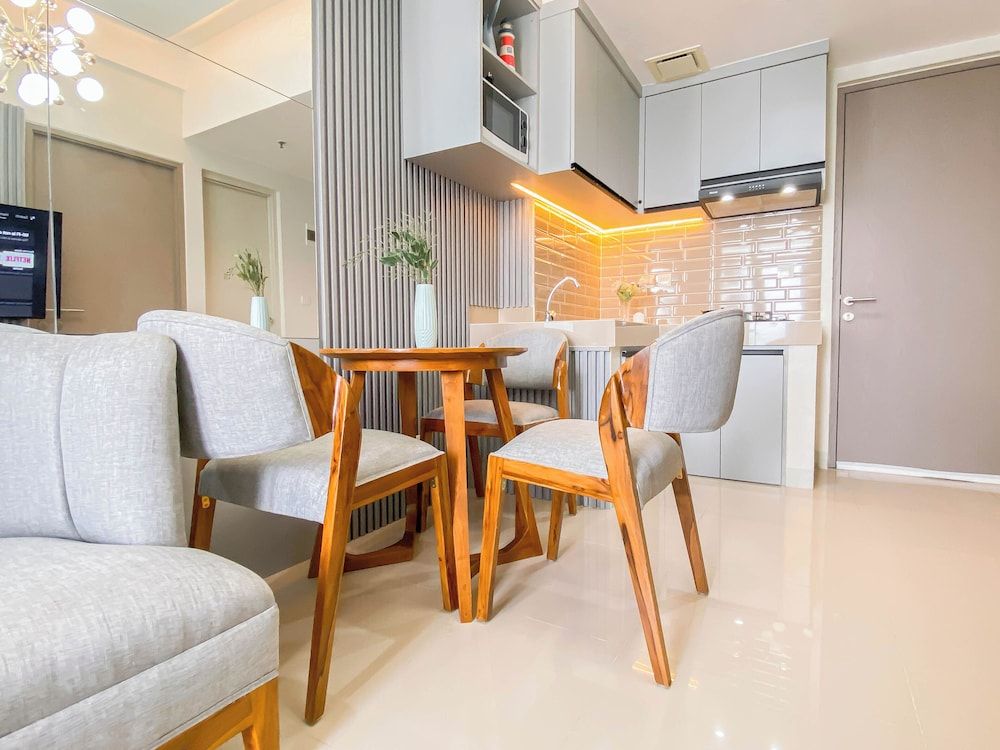 Cozy and Modern 2BR Apartment at Vasanta Innopark