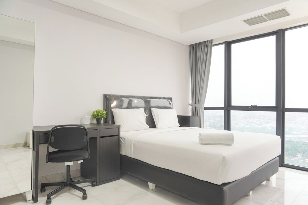 Cozy and Elegant Studio The Smith Alam Sutera Apartment