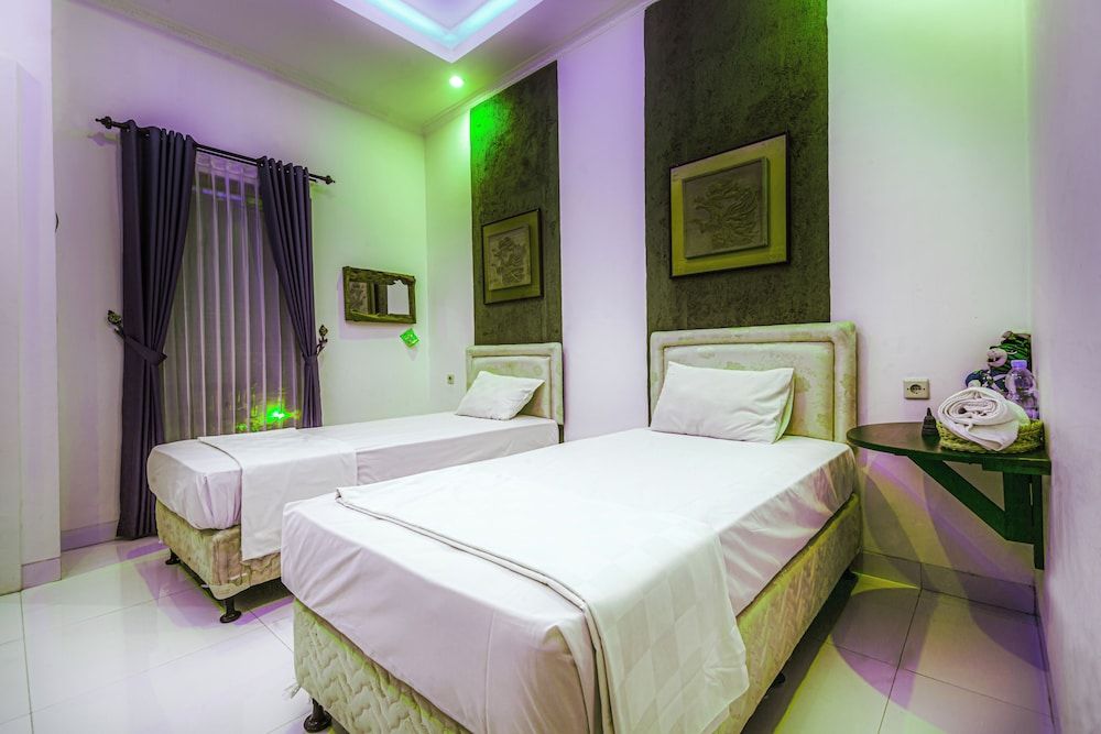 Morobudur Homestay Deluxe Twin Room