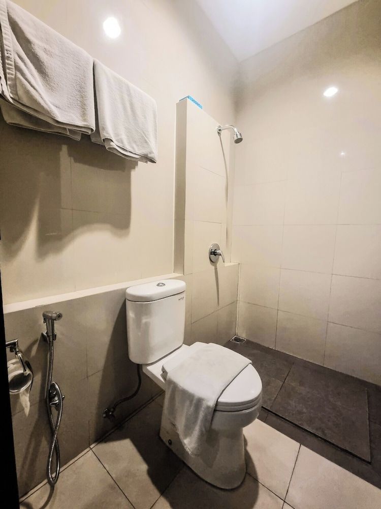 Hyarta Villa Yogyakarta Luxury Villa, Balcony 5