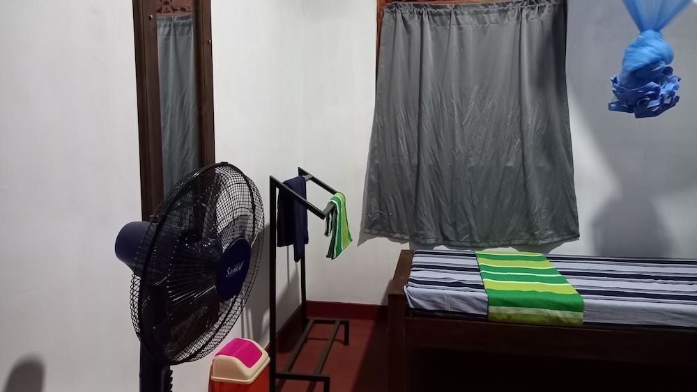 Sewana Guest INN Classic Triple Room, Multiple Beds 3