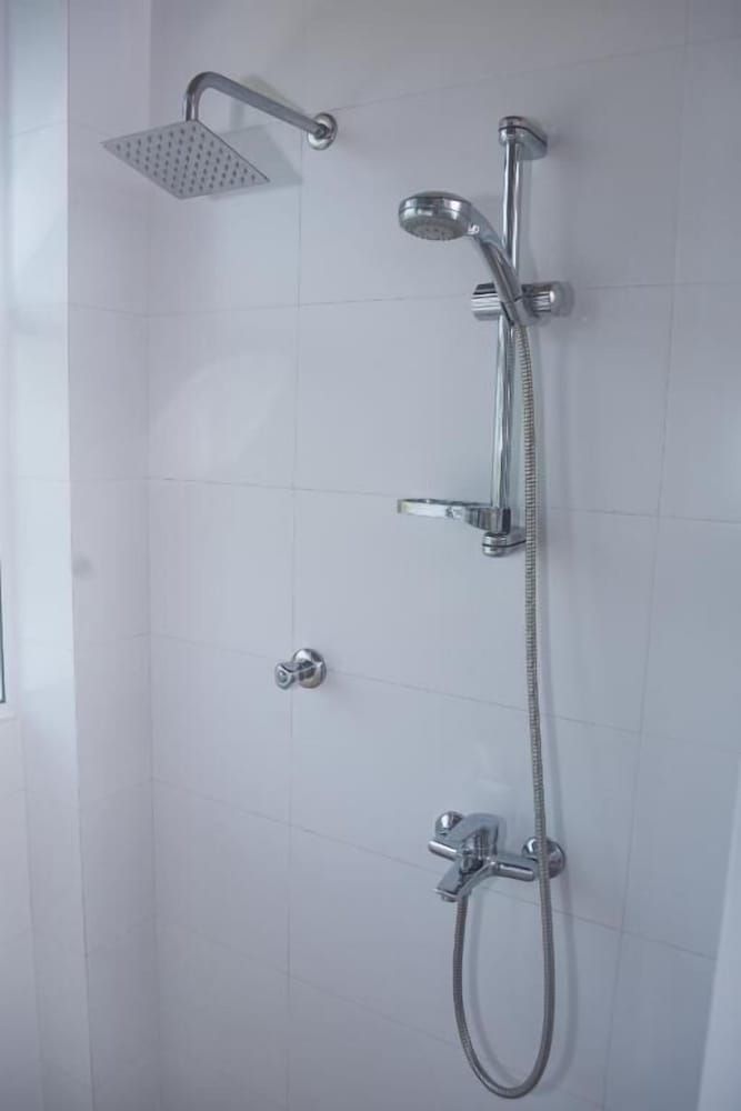 Ravi Villa Deluxe Double Room, Balcony 4