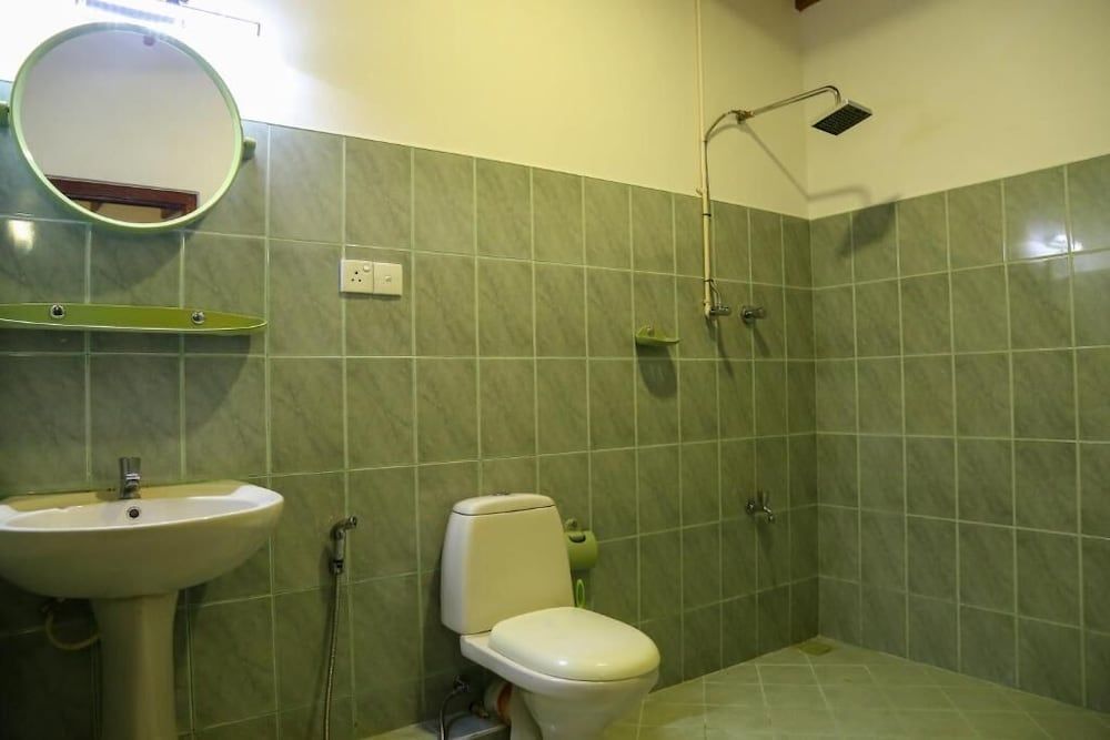 Ravi Villa Deluxe Double Room, Balcony 6