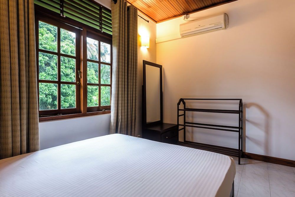Eden Kandy Basic Double Room, Garden View 2