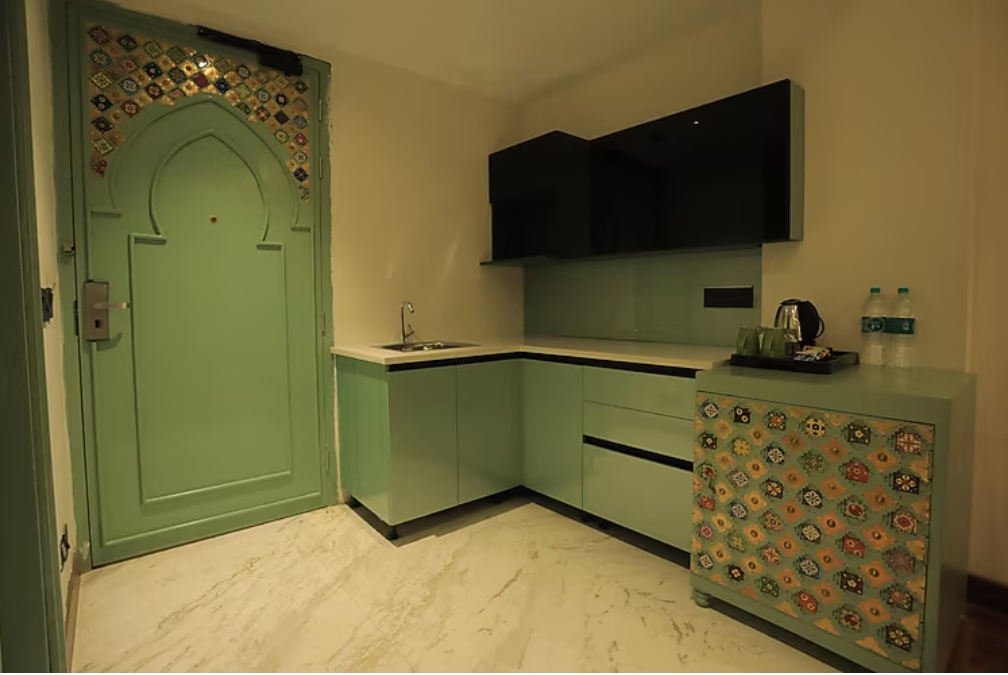 The Royal Venetian Deluxe Room 4