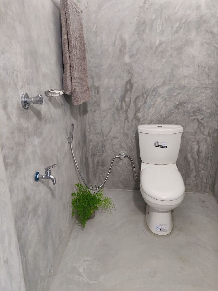 Dipndoze Standard Shared Dormitory 6